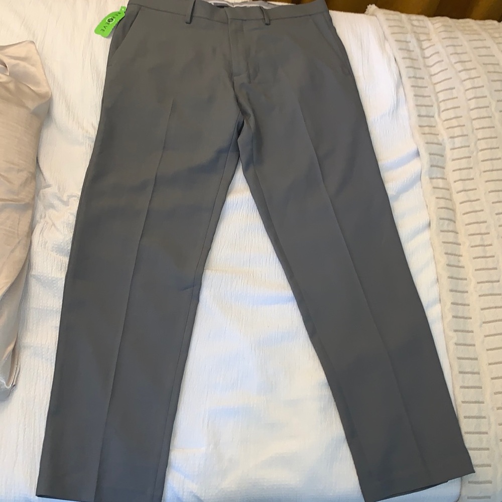Haggar Men’s  Premium Stretch Dress Pants Straight Fit 33W x 30L